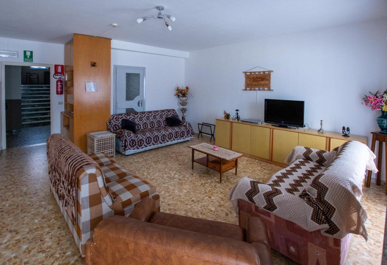 Casa Per Ferie Beatorosaz Hotel Чезана Торинезе Екстериор снимка