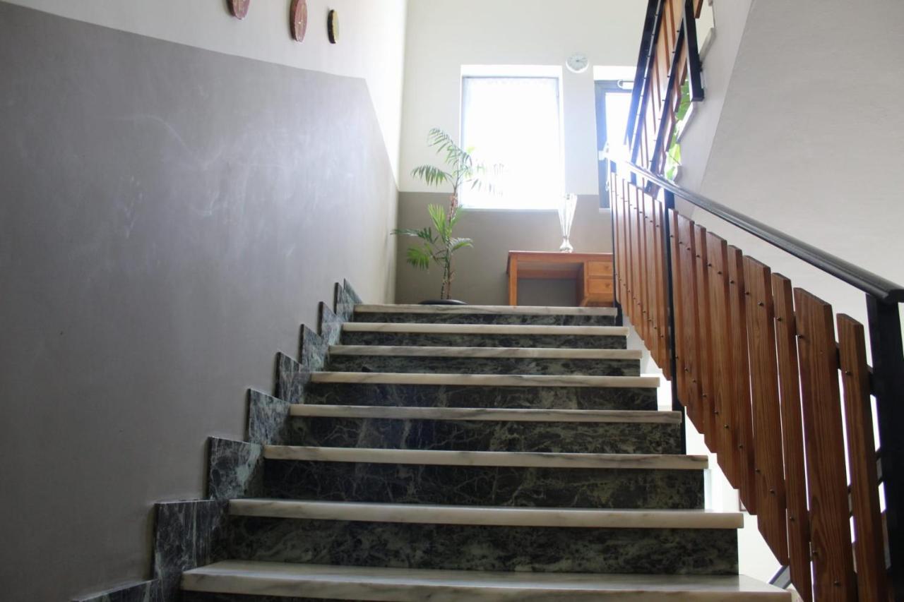 Casa Per Ferie Beatorosaz Hotel Чезана Торинезе Екстериор снимка
