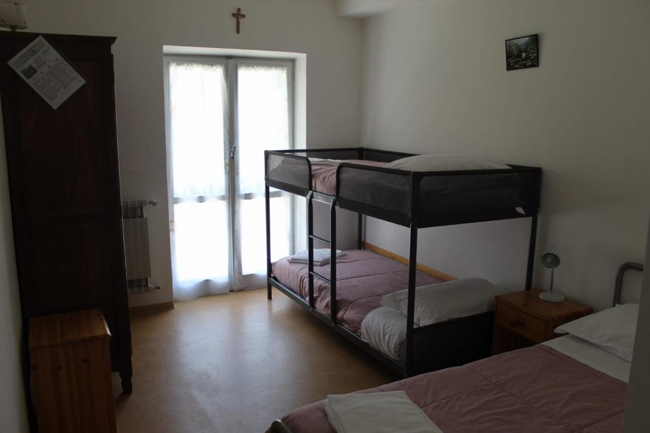 Casa Per Ferie Beatorosaz Hotel Чезана Торинезе Екстериор снимка