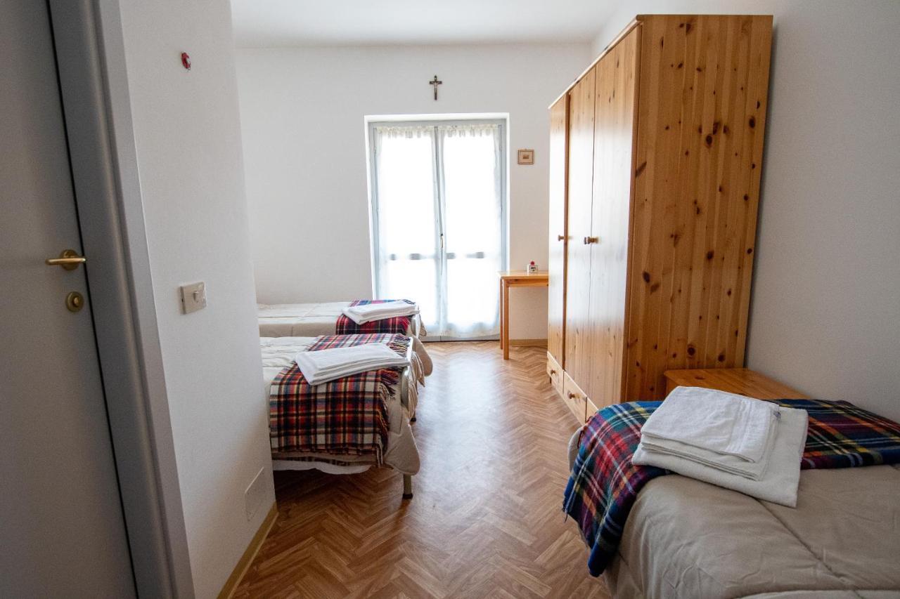 Casa Per Ferie Beatorosaz Hotel Чезана Торинезе Екстериор снимка